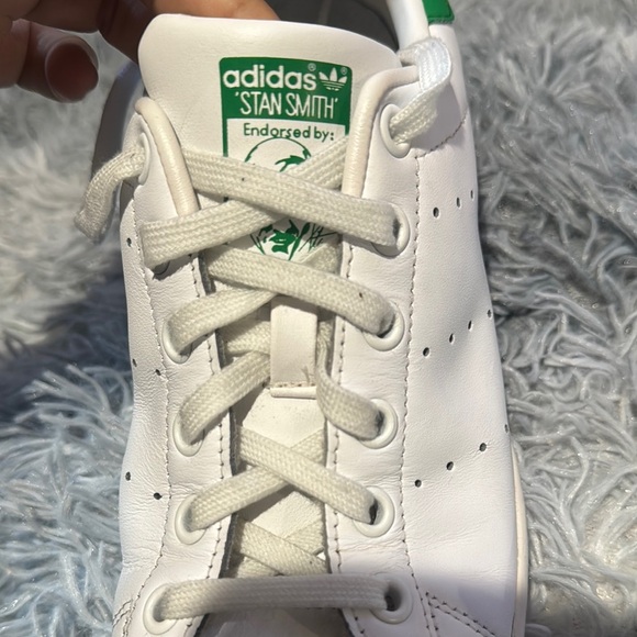Adidas White Sneakers with Green Accents - Picture 5 of 6